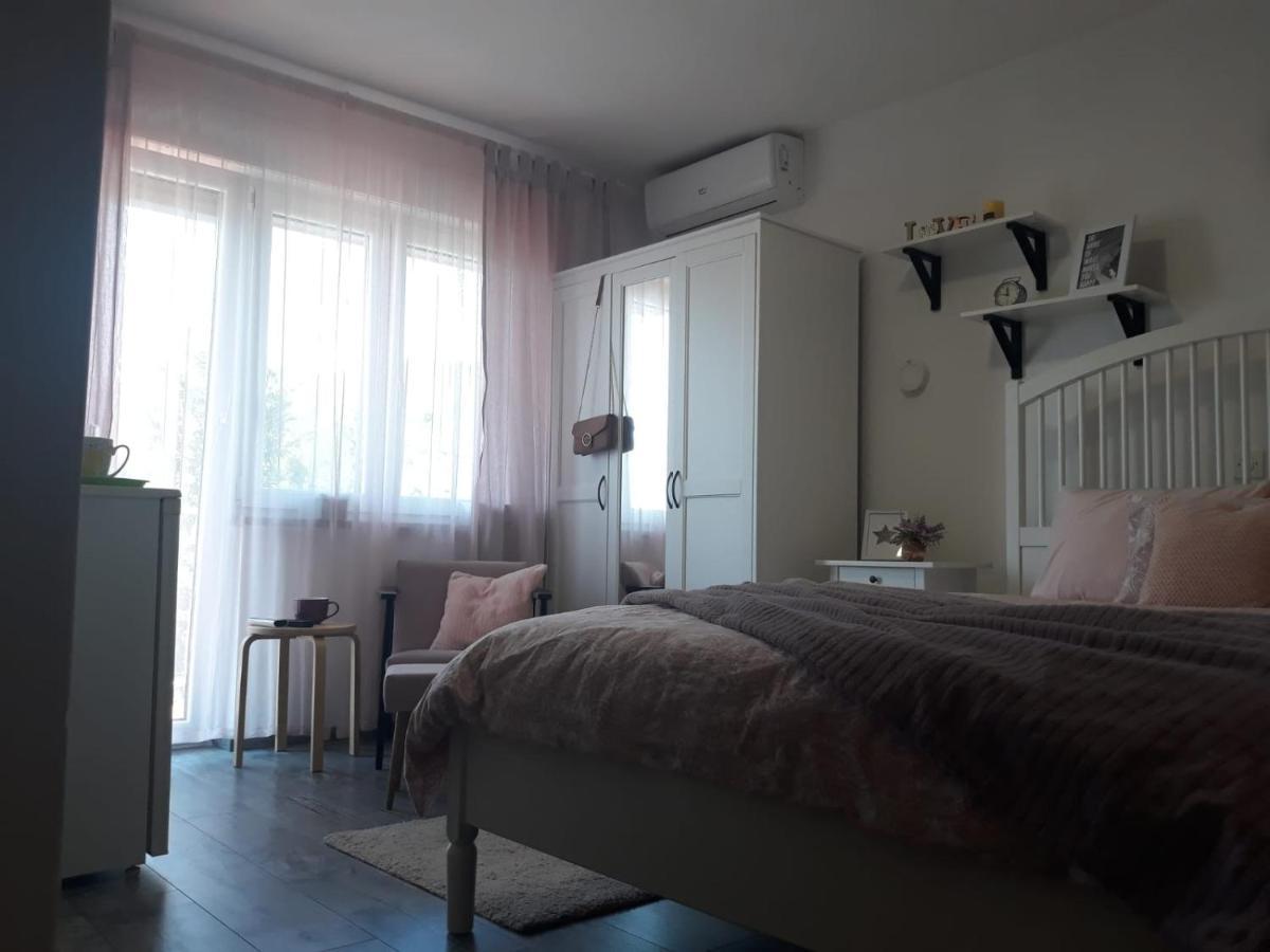 Vesna Rooms Crikvenica Exterior photo
