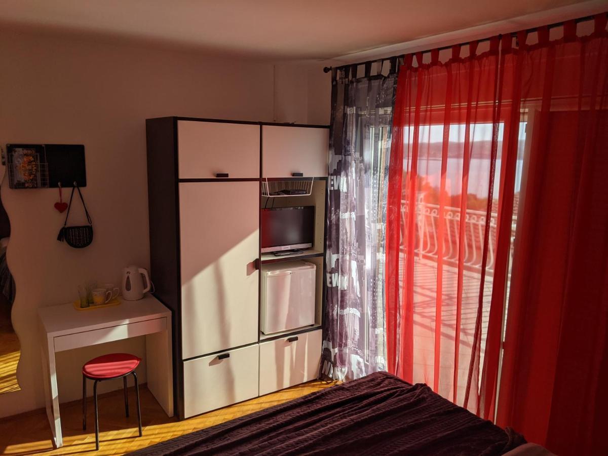 Vesna Rooms Crikvenica Exterior photo